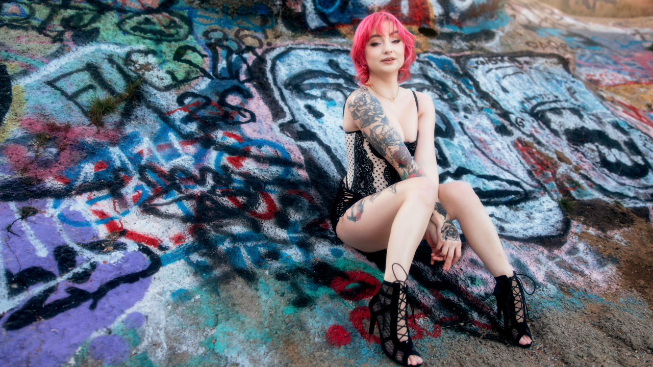 A Bold and Energetic Night for Stevie Moon